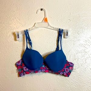 No Boundaries• Bra• Lace